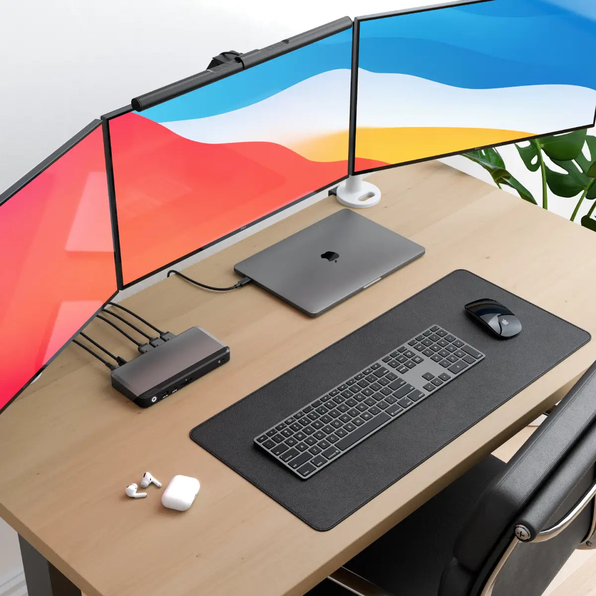 Cancella Alogic Docking Station USB-C Triple Monitor 3x DiplayPort 4K Ultra HD with 100W Power Delivery Prime MX3 with 135W Power Adapter & USB-C to USB-A Cable - product image 4 of 5