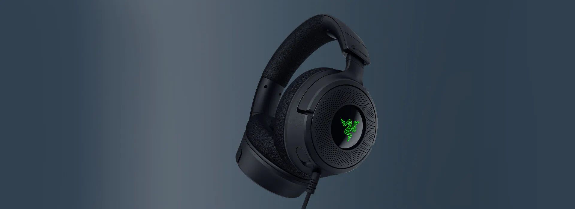 Razer Gaming Headset Wired Kraken V4 USB with Hyperclear Retractable Cardioid Mic Chroma RGB USB - Minecraft Edition - product image 4 of 5