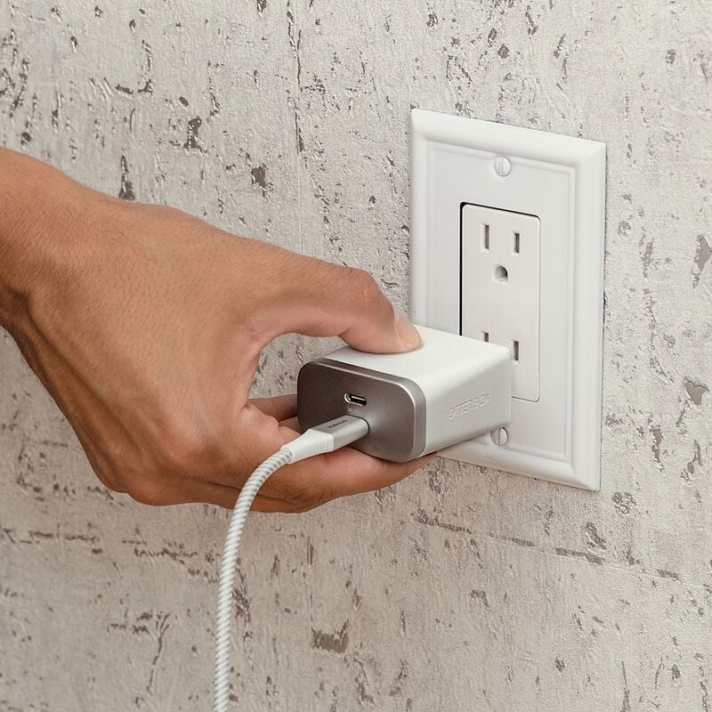 OtterBox Wall Charger 2 Port Premium Pro 60W GaN USB-C Fast Charge PD PPS Rugged - White - product image 4 of 5
