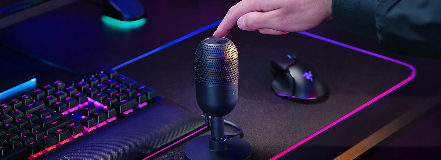 Razer Gaming Microphone Seiren V3 Mini Ultra Compact Supercardioid Condenser Mic Tap to Mute Sensor with LED Indicator - White - product image 5 of 5
